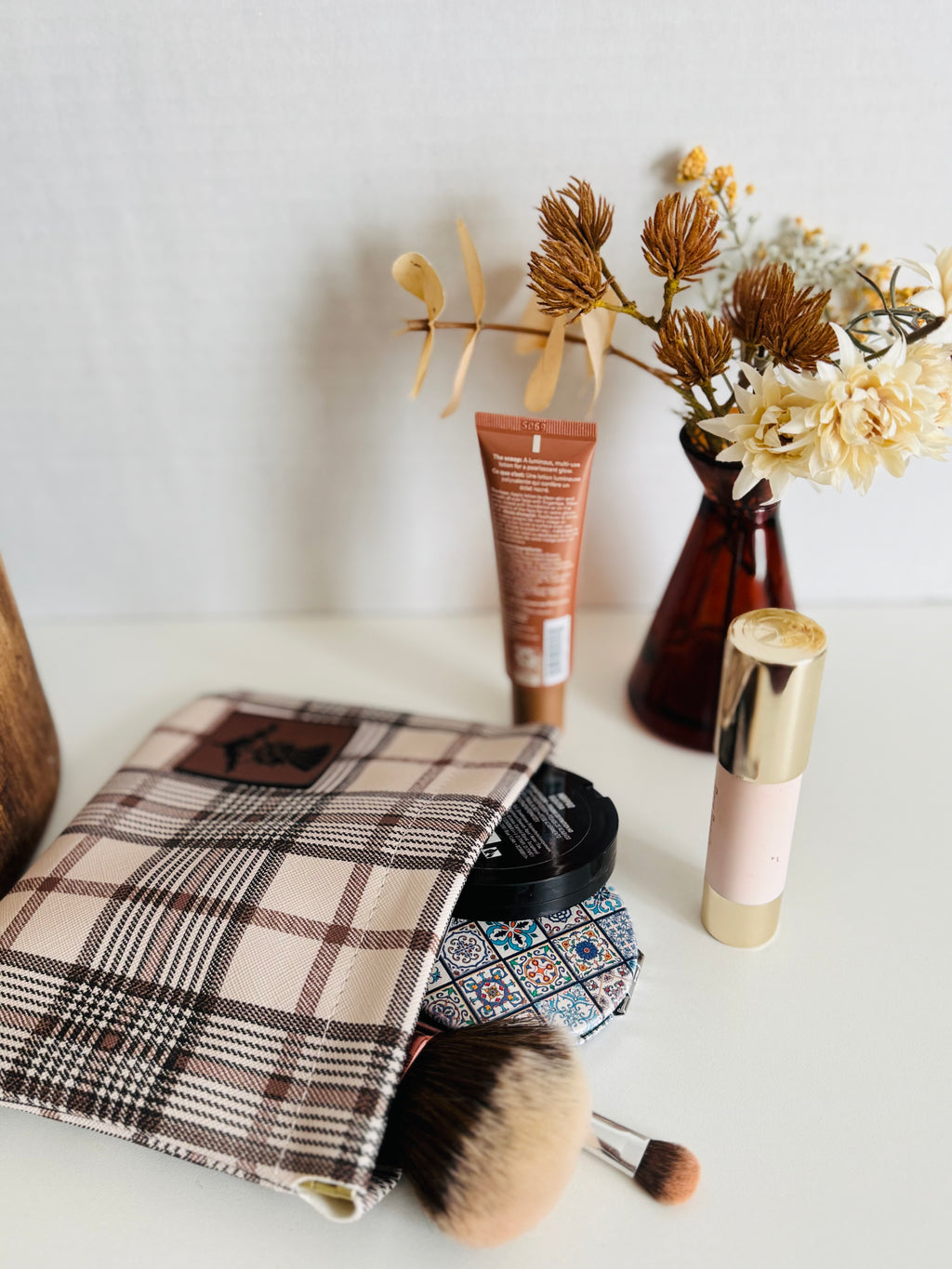 Thistle Plaid Magnetic Pouch